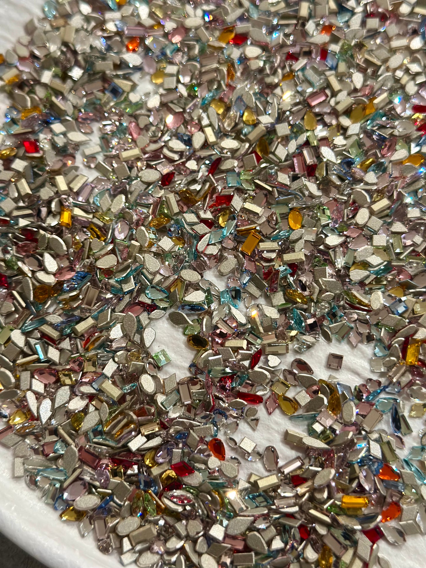 Luxe Mini Mixed Flat Back Pointed Back Crystal Glass Rhinestones For Nails Art and DIY