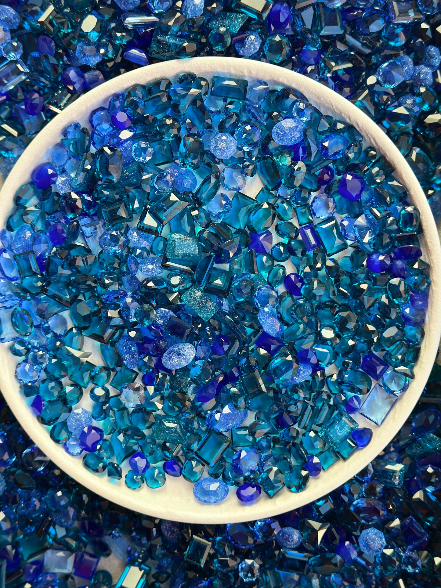 Deep Sea Glow Mixed Pointed Back Crystal Glass Rhinestones for Nails Arts and DIY