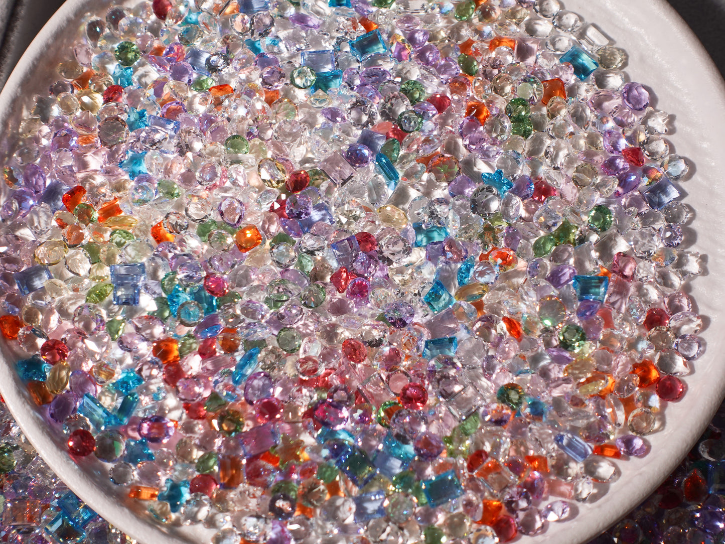 Small Size Mixed Pointed Back Crystal Glass Rhinestones - DIY Nail Decoration Kit for Manicure, Crafts, Jewelry Making, and More